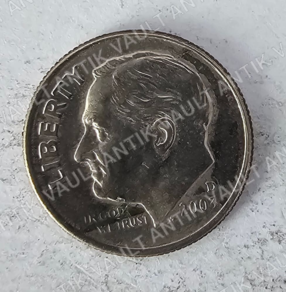 United States 10 Cents Coin — Obverse